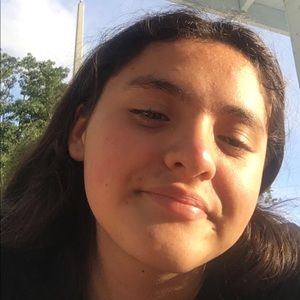 Meet your Posher, Karol